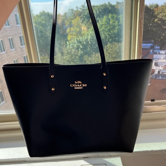 Coach Made in New York Tote Bag (never used) - Picture 1 of 8